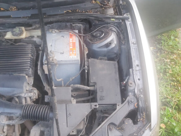 2003 Mazda 3 I (BK), серый, 277000 рублей - вид 9