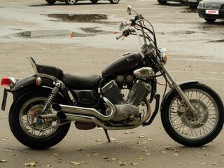 Yamaha XV400 Virago