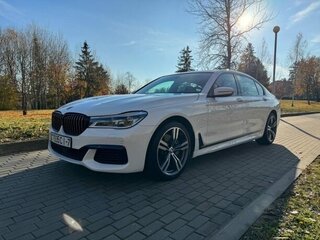 2018 BMW 7 серии Long 740Li VI (G11/G12), белый, 3700000 рублей, вид 1