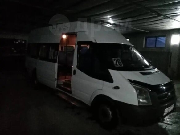 2010 Ford Transit, белый, 700000 рублей - вид 2