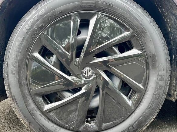 2025 MG 4 EV 53.95 kWh II, фиолетовый, 1670000 рублей - вид 17