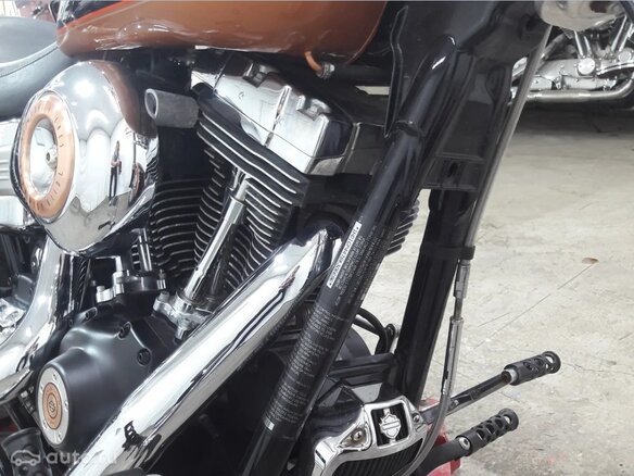 2008 Harley-Davidson Dyna Wide Glide, золотистый - вид 13