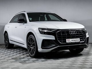 2019 Audi Q8 55 TFSI I (4M), белый, 4949000 рублей, вид 3