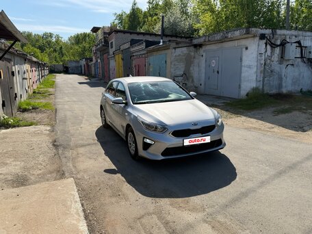 2020 Kia Ceed III, серый, 1670000 рублей, вид 3