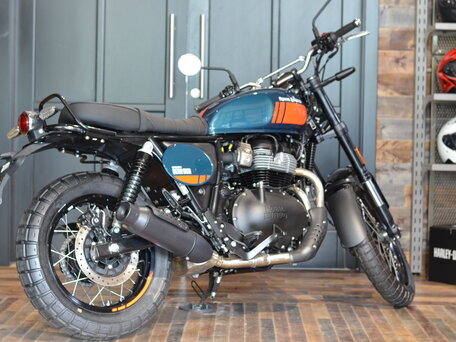 2026 Royal Enfield Bear 650, зелёный, 737000 рублей, вид 4