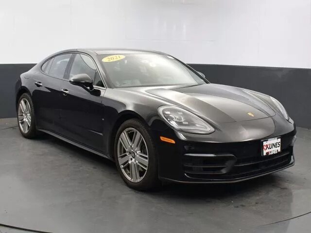 Открыть фотографии: Porsche Panamera II Рестайлинг