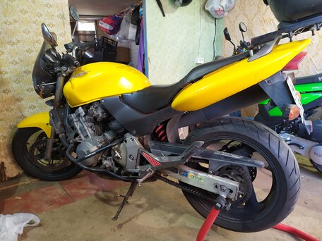 2001 Honda CB 600S, жёлтый, 320000 рублей, вид 2