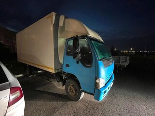 2010 Isuzu Elf (N-series), голубой, 1490000 рублей, вид 3