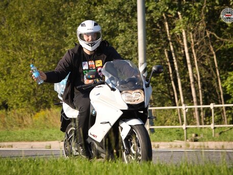 2013 BMW F 800 GT, белый, 500000 рублей, вид 2