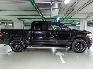 2023 Ram 1500 Crew Cab eTorque V, чёрный, 7890000 рублей, вид 5