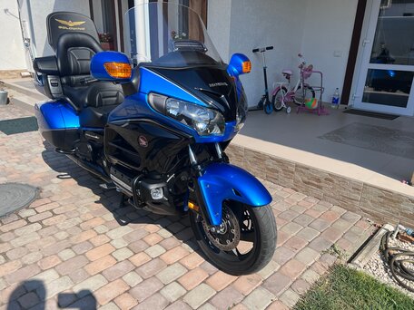 2017 Honda GL 1800 Gold Wing, синий, 3500000 рублей, вид 2