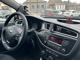 2017 Kia Ceed II Рестайлинг, оранжевый, 1220000 рублей, вид 3