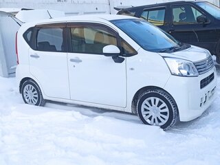 2017 Daihatsu Move VI Рестайлинг, белый, 750000 рублей, вид 4