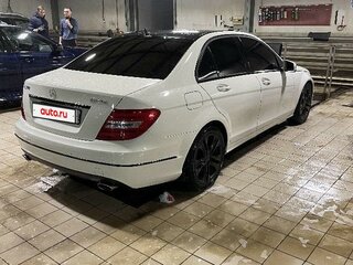 2011 Mercedes-Benz C-Класс 300 III (W204) Рестайлинг, белый, 1830000 рублей, вид 3