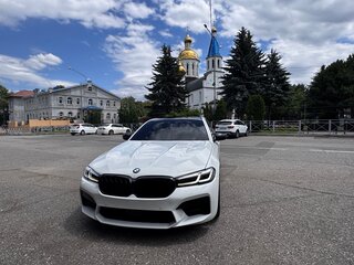 2018 BMW 5 серии 530i VII (G30/G31/G38), белый, 3390000 рублей, вид 2