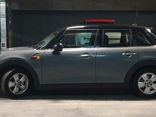 2018 Mini Hatch Cooper III (F55/F56), серый, 1650000 рублей, вид 4