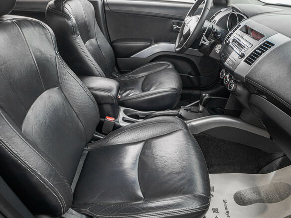 2011 Mitsubishi Outlander II Рестайлинг, коричневый - вид 24