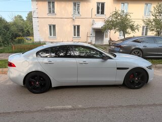 2016 Jaguar XE I, белый, 1349000 рублей, вид 3