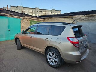 2009 Toyota Vanguard, бежевый, 1450000 рублей, вид 4