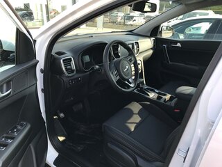 2017 Kia Sportage IV, белый, 2350000 рублей, вид 5