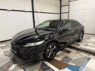 2018 Toyota Camry VIII (XV70), чёрный, 2400000 рублей, вид 1