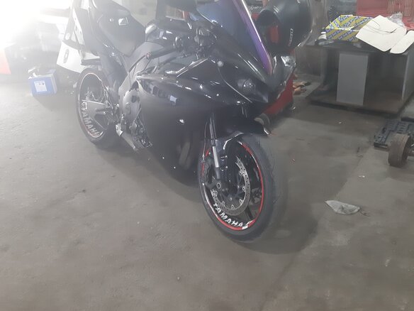 2012 Yamaha YZF-R1, чёрный