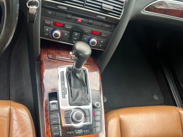 2010 Audi A6 III (C6) Рестайлинг, серый, 1648000 рублей - вид 14