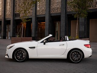2016 Mercedes-Benz SLC AMG I (R172), белый, 4190000 рублей, вид 2