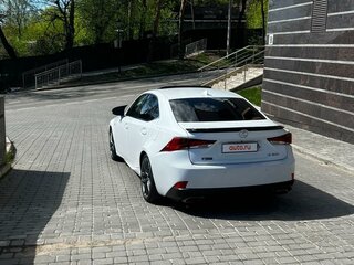 2018 Lexus IS 300 III Рестайлинг, белый, 3380000 рублей, вид 5