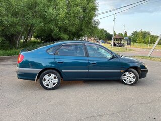 1999 Toyota Avensis I, зелёный, 375000 рублей, вид 3