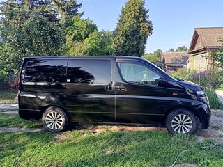 2002 Nissan Elgrand II (E51), чёрный, 810000 рублей, вид 2