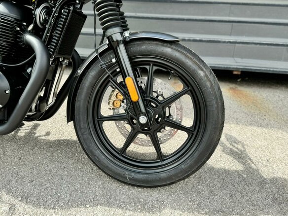 2025 Royal Enfield Interceptor 650, синий, 703000 рублей - вид 5
