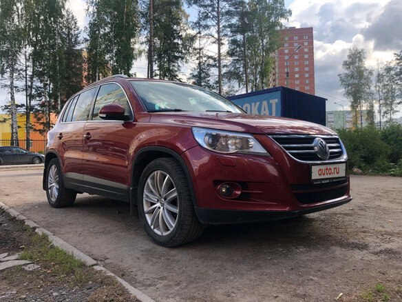 2011 Volkswagen Tiguan I, красный - вид 10
