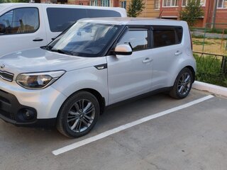 2017 Kia Soul II Рестайлинг, серый, 1450000 рублей, вид 3