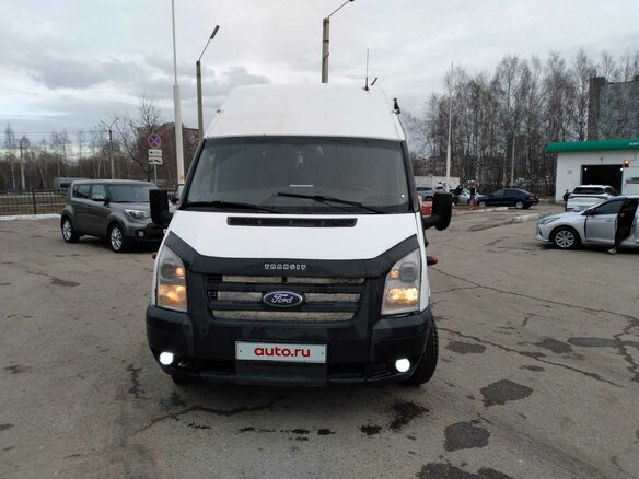 2013 Ford Transit, белый, 800000 рублей