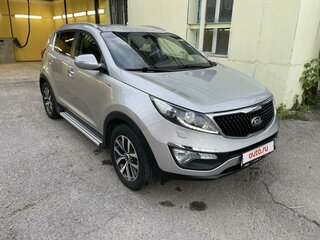 2015 Kia Sportage III Рестайлинг, серебристый, 1900000 рублей, вид 2