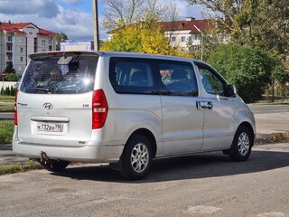 2010 Hyundai Grand Starex I, серебристый, 1200000 рублей, вид 3
