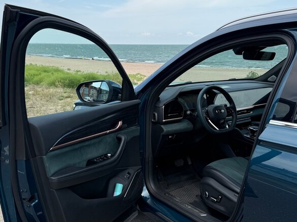 2023 Geely Monjaro I, зелёный - вид 5
