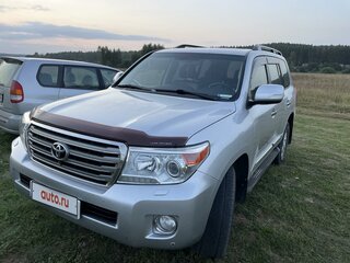 2012 Toyota Land Cruiser 200 Series Рестайлинг 1, серебристый, 3900000 рублей, вид 2