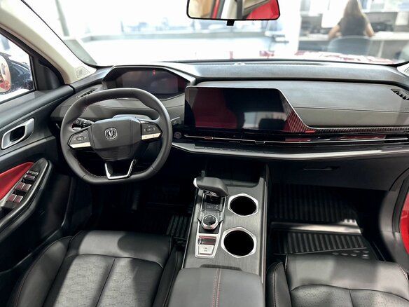 2025 Changan UNI-S I, красный, 3179900 рублей - вид 10