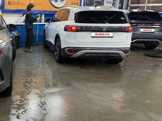 2022 Volkswagen ID.6 Crozz, белый, 3600000 рублей, вид 2