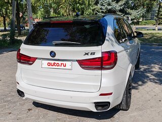 2015 BMW X5 40d III (F15), белый, 4400000 рублей, вид 2
