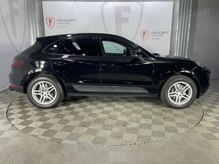 2018 Porsche Macan I, чёрный, 2950000 рублей, вид 4