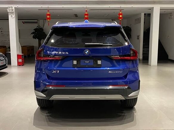 2023 BMW X1 Long 20Li sDrive III (U11/U12), синий, 2430000 рублей - вид 4