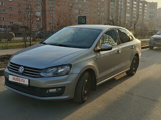 2019 Volkswagen Polo V Рестайлинг, серебристый, 1350000 рублей, вид 2