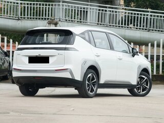 2026 Aion Y Plus 58.9 kWh, белый, 2400013 рублей, вид 2