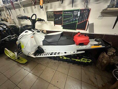 2013 BRP Ski-Doo Freeride, белый, 930000 рублей, вид 2