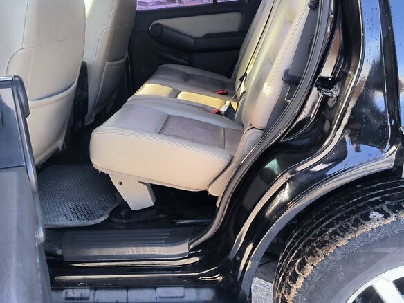 2008 Ford Explorer IV, чёрный, 1300000 рублей - вид 12