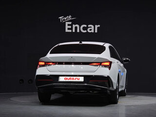 2025 Hyundai Avante VII Рестайлинг, белый, 1847001 рублей, вид 3