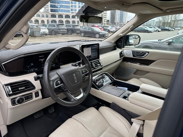 2019 Lincoln Navigator L IV, синий, 8000000 рублей - вид 5